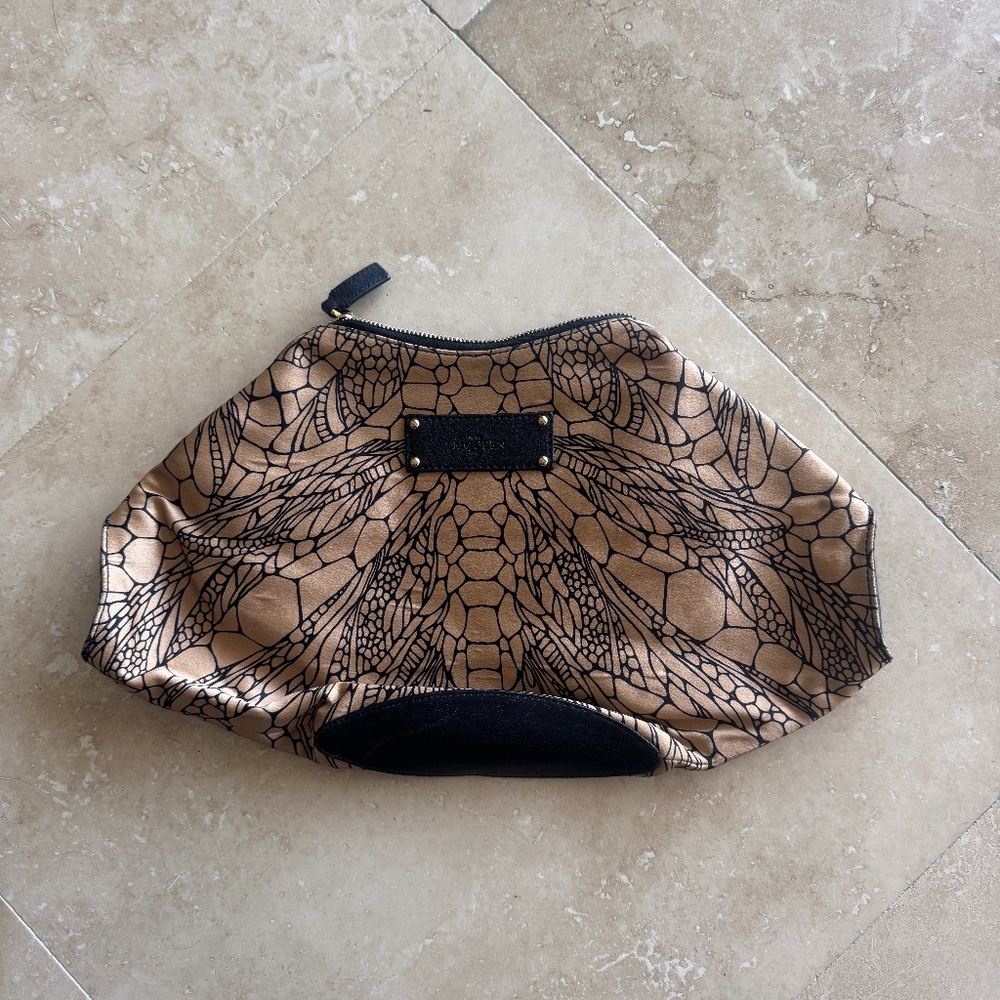 Alexander McQueen de Manta Butterfly Zip Clutch